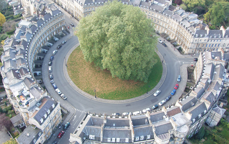 Bath aerial circus